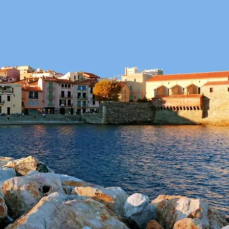 Feriehus Charming House With Intimate Garden & Plunge Pool Sleeps 6